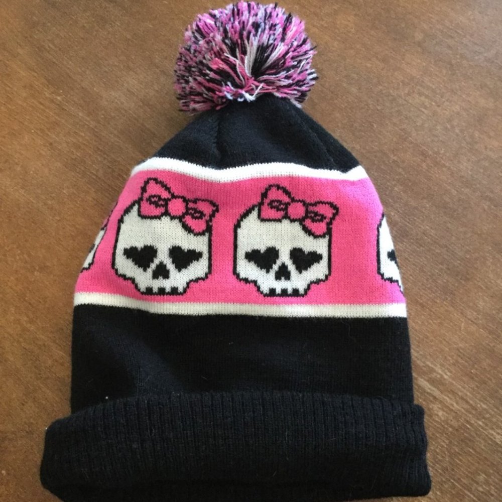 sourpuss tuque - Picture 1 of 3
